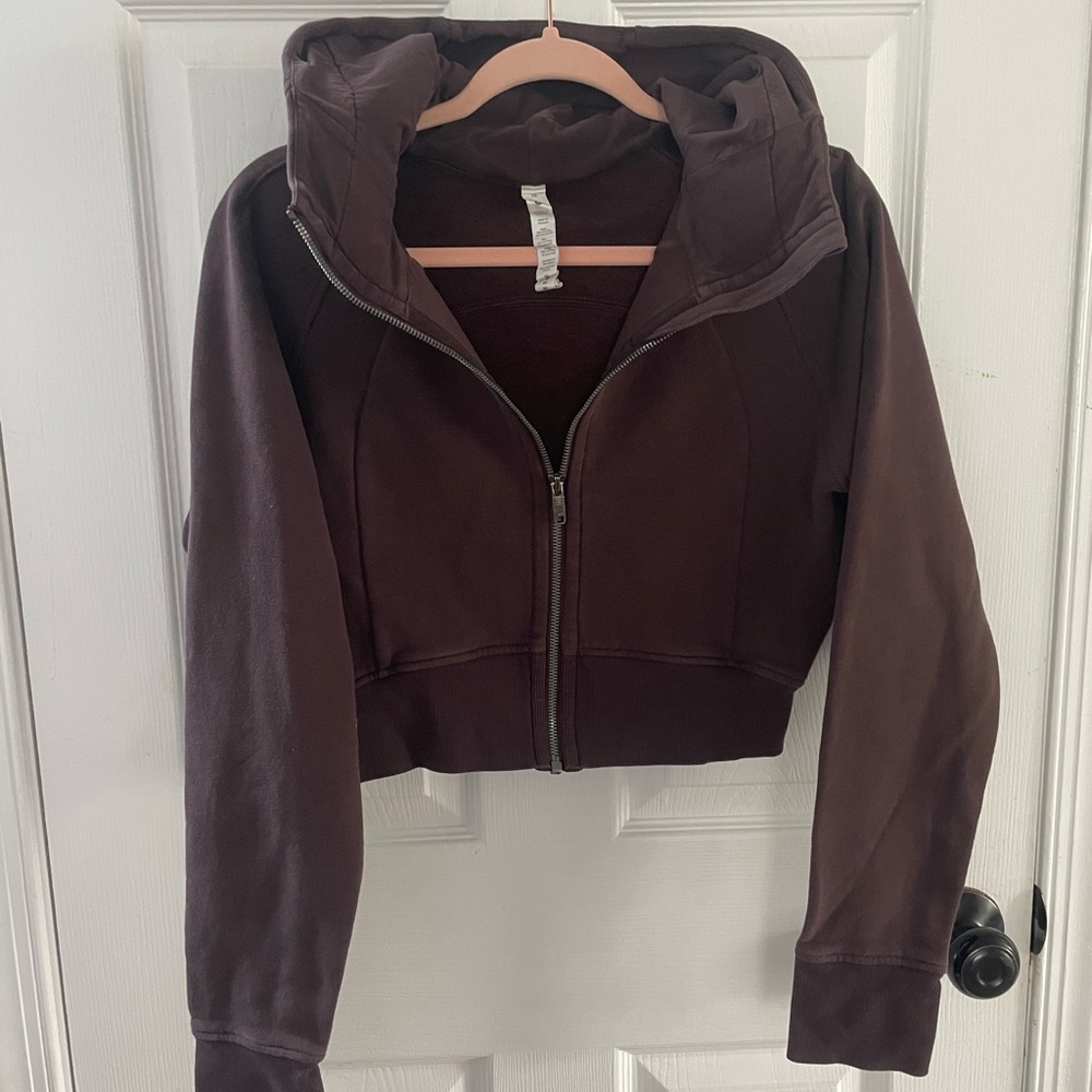 Lululemon Scuba